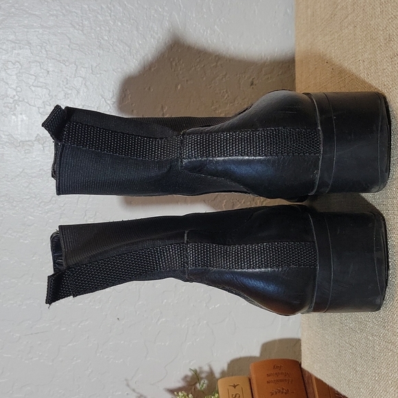 CIRCA Leather Bootie 10M - Picture 11 of 16